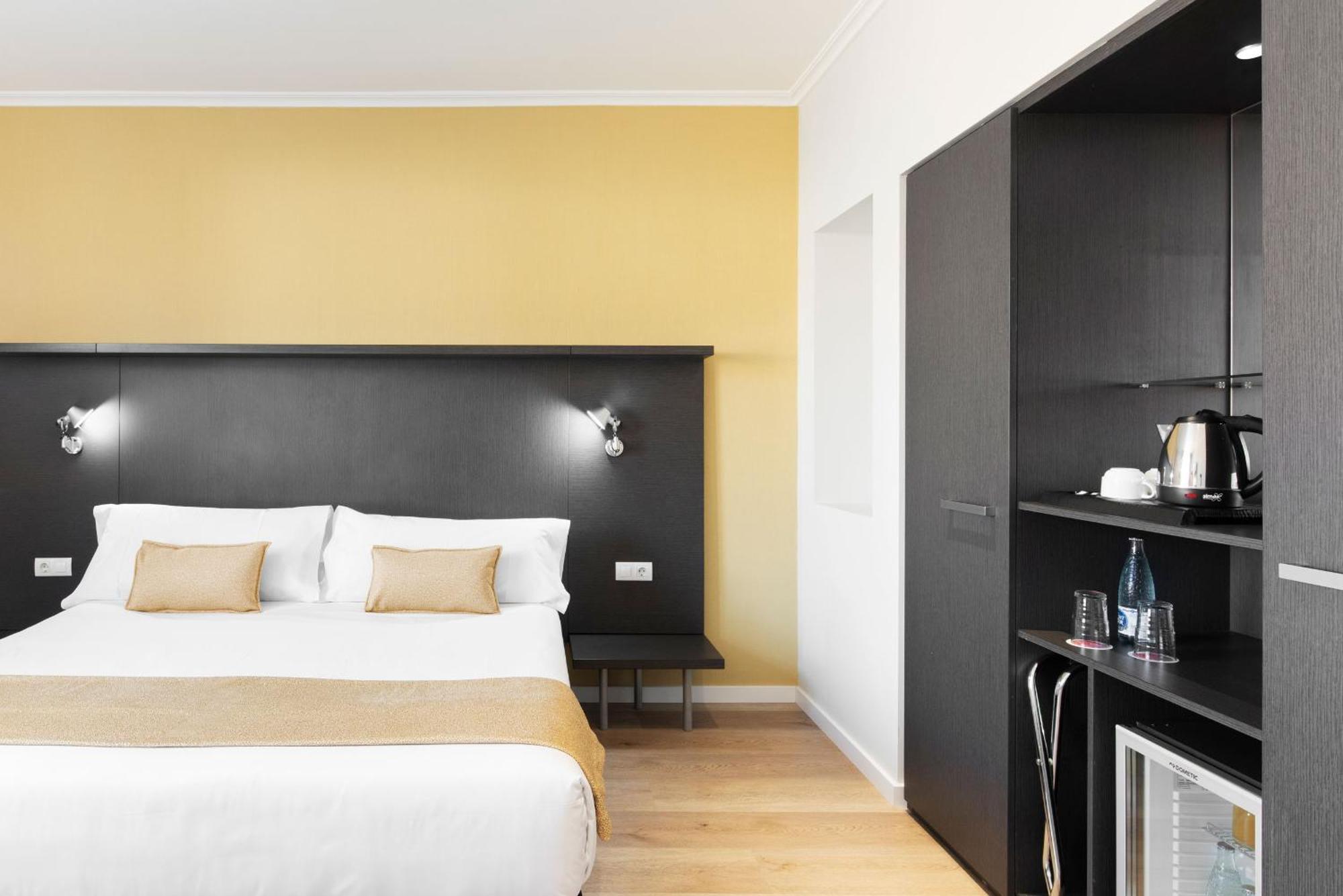 Hotel Alimara Barcellona Esterno foto